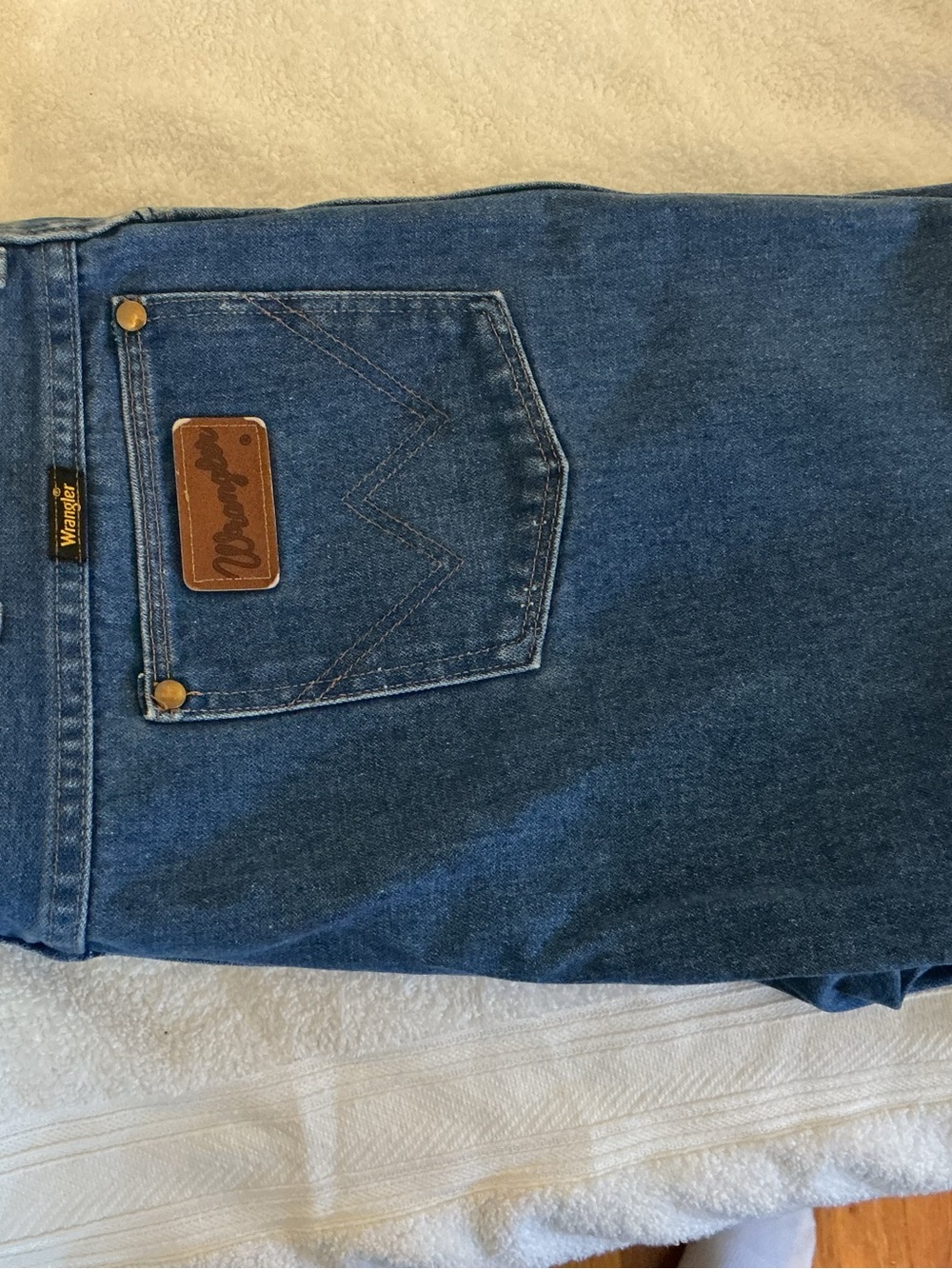 Vintage Wrangler Straight Leg Dark Blue Denim Jeans